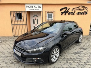 VOLKSWAGEN SCIROCCO 1.4 TSI SZERVIZKÖNYV!